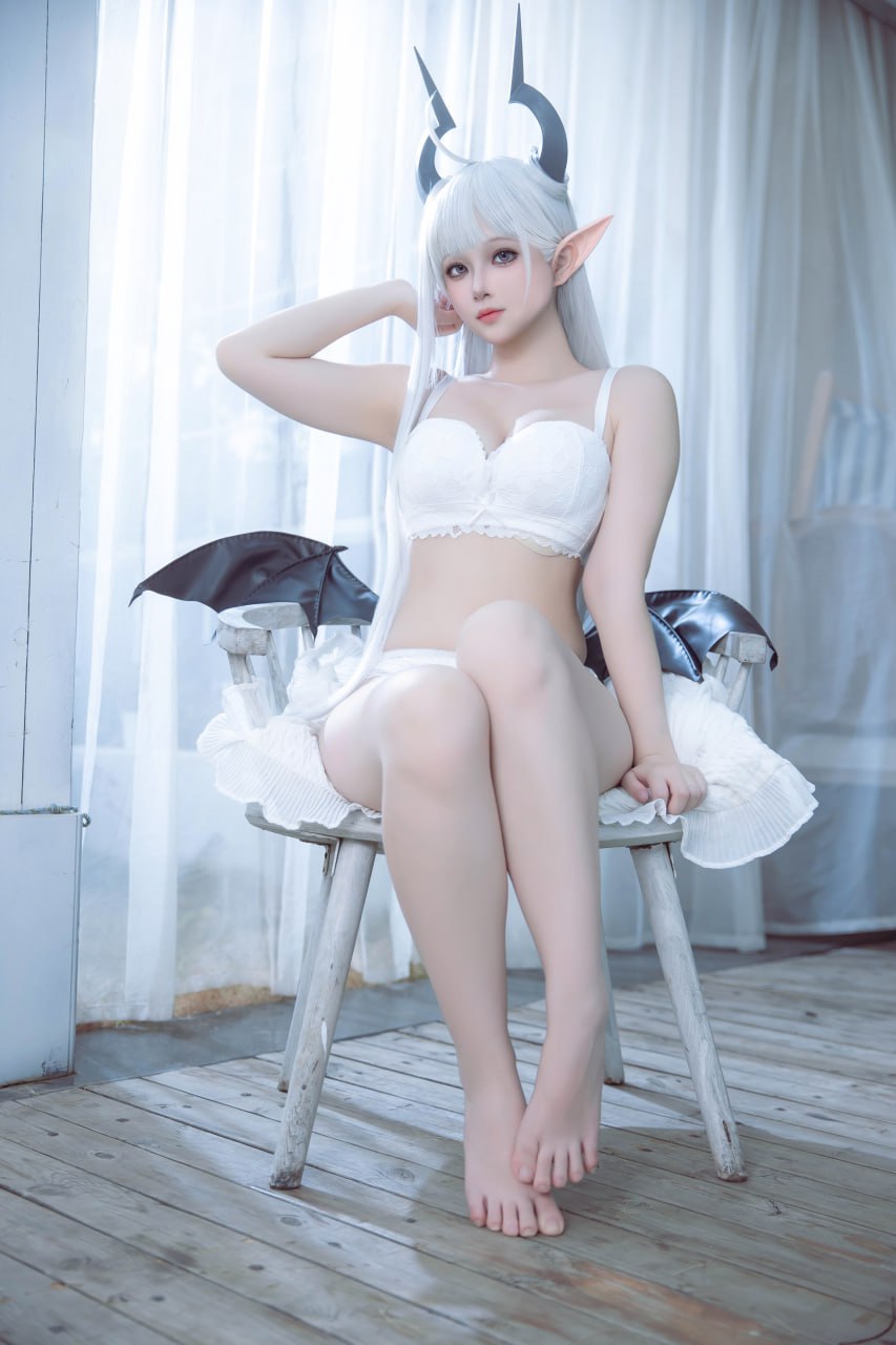 #屿鱼 #白发 #内衣