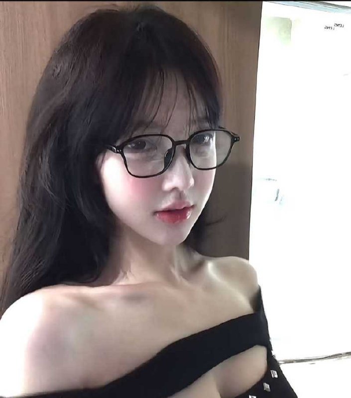 抖音男网红 文加乘 被网红前女友福黑持刀威胁 全网跪求的原视频曝光