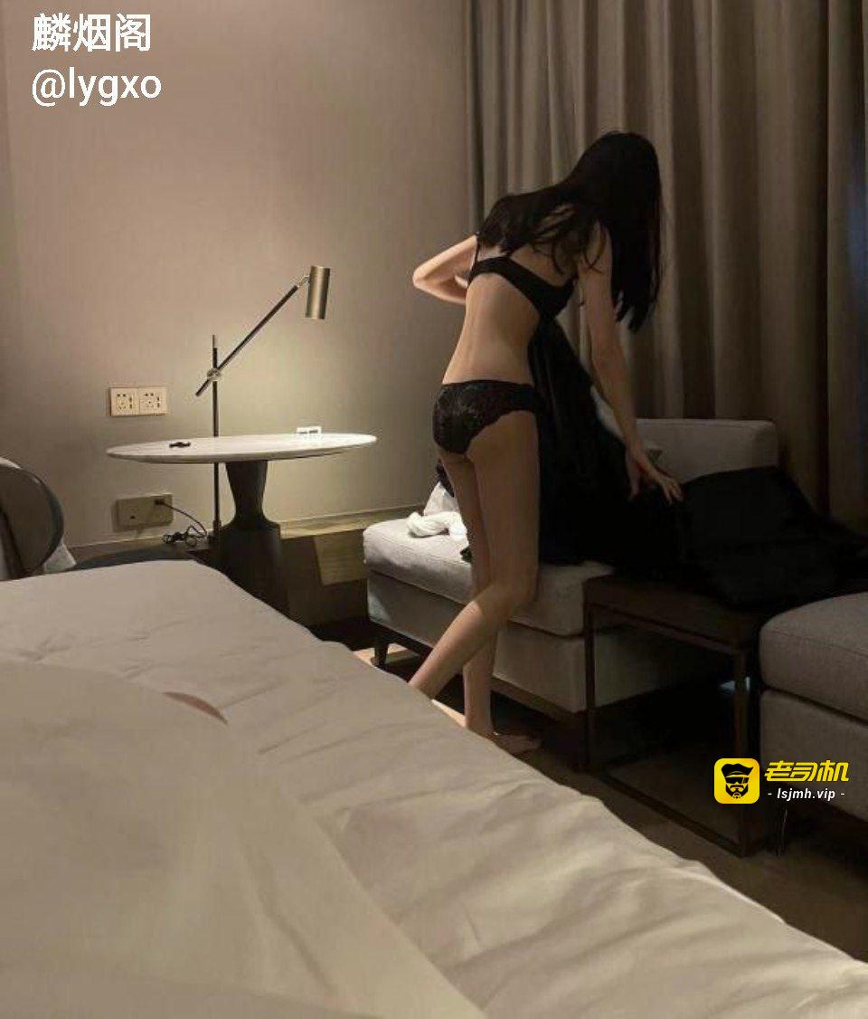 富豪田总约炮舔狗的女神，没搞上，原因只有一个：没钱 - 图片