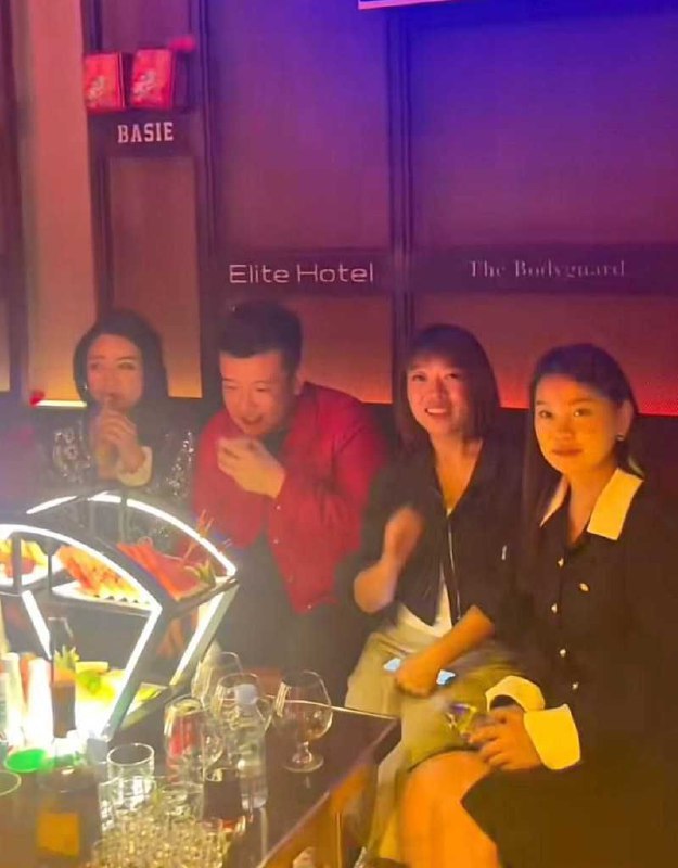 抖音千万级网红 木森 被女友红豆直播曝光 出轨女徒弟小媛 渣男专约年轻妹子 人设塌房掉粉无数！ - 图片