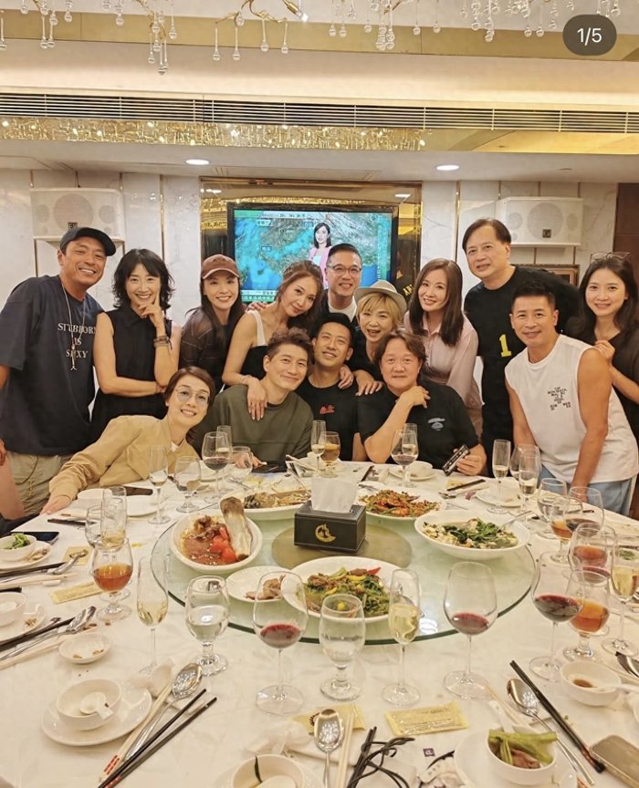 姚嘉妮前夫出席亚视艺人聚会，发福显老样貌变化大，黎思嘉罕露脸