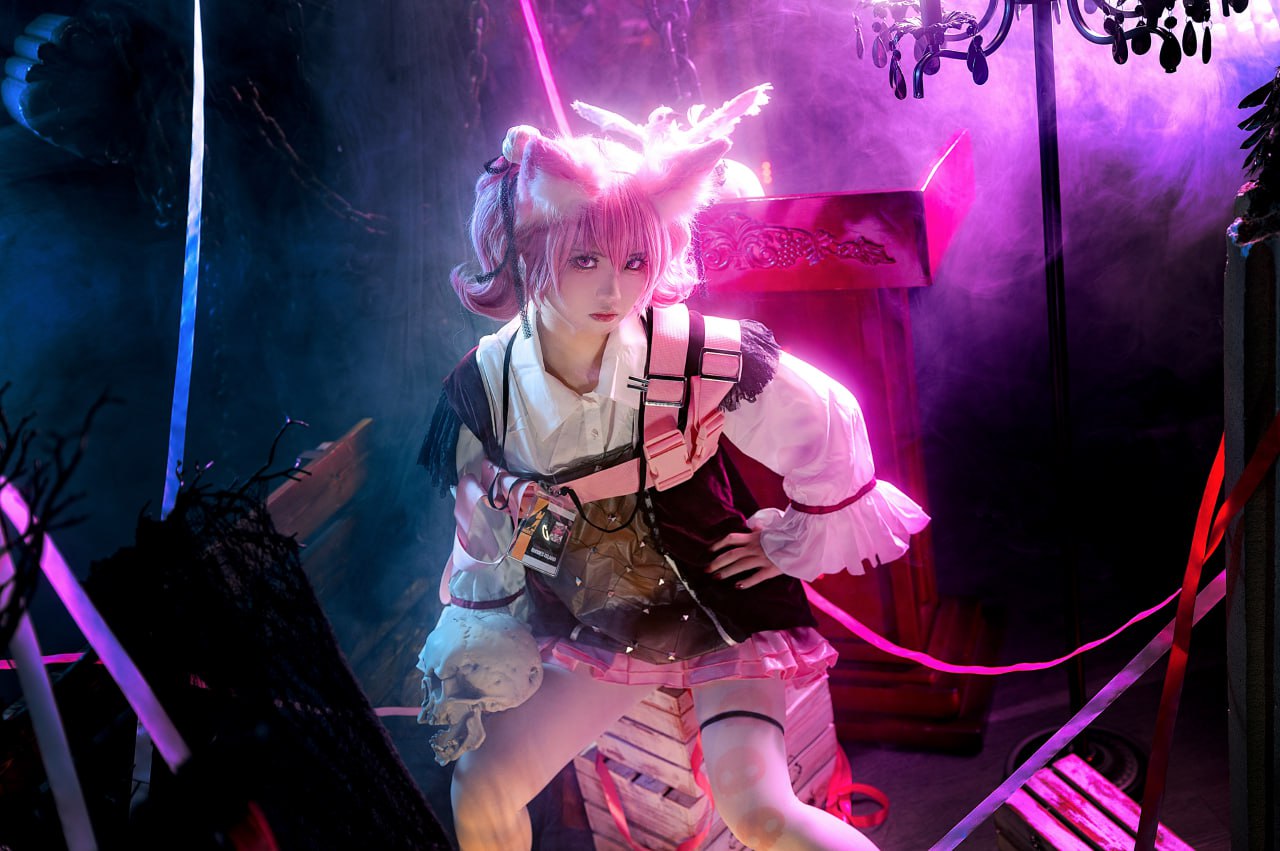 #伊喵君_Nya  #cosplay 明日方舟巫恋
