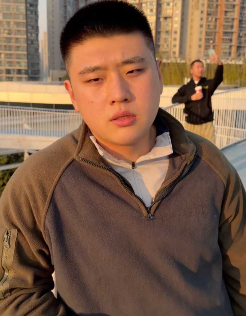 抖音80万粉丝舒克男同被泄露？ 熊王本尊曝光彻底翻车 主播玩得太开彻底社死！ - 图片