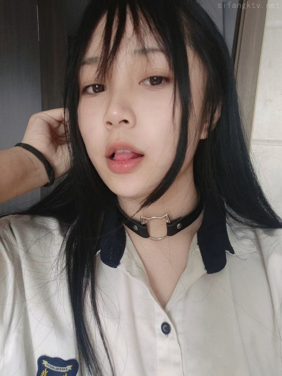 高颜值反差萝莉少女 宿野suye 土豪定制福利视频，很可爱的一个双马尾萝莉 竟然如此反差 - 图片