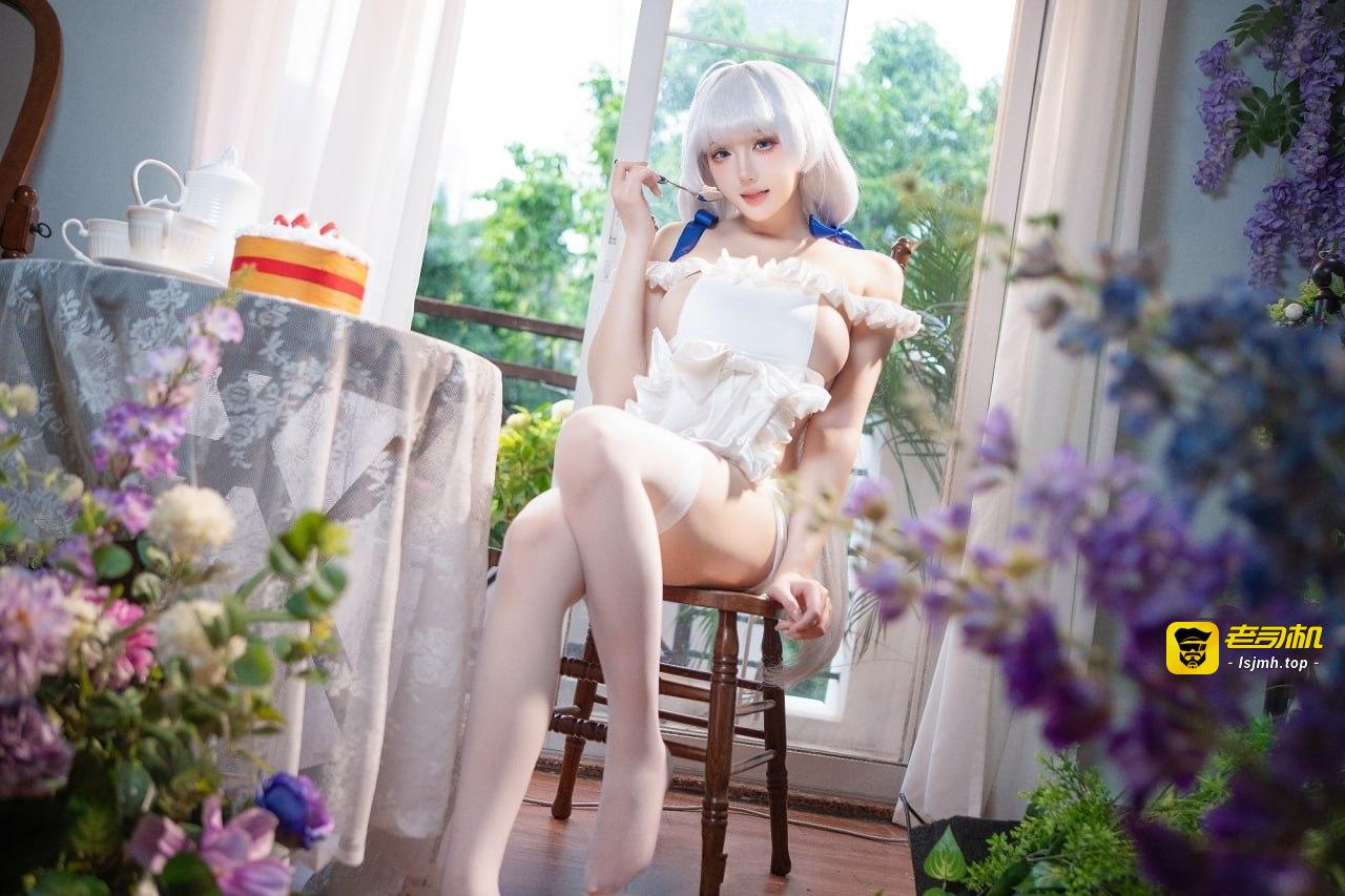 \\ #瓜希酱 #大奶子 #白丝 碧蓝航线 光辉 - 图片