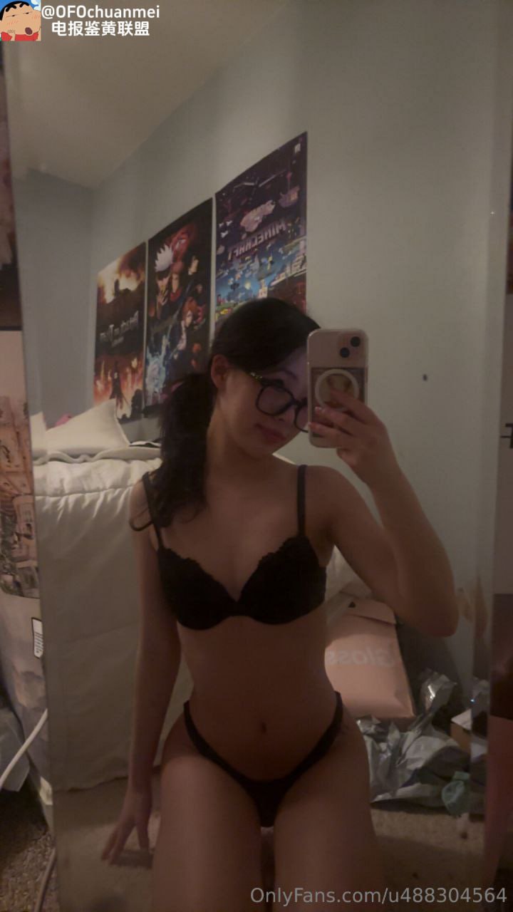 推特OnlyFans高颜值苗条女神自拍自慰不雅视频曝光 - 图片
