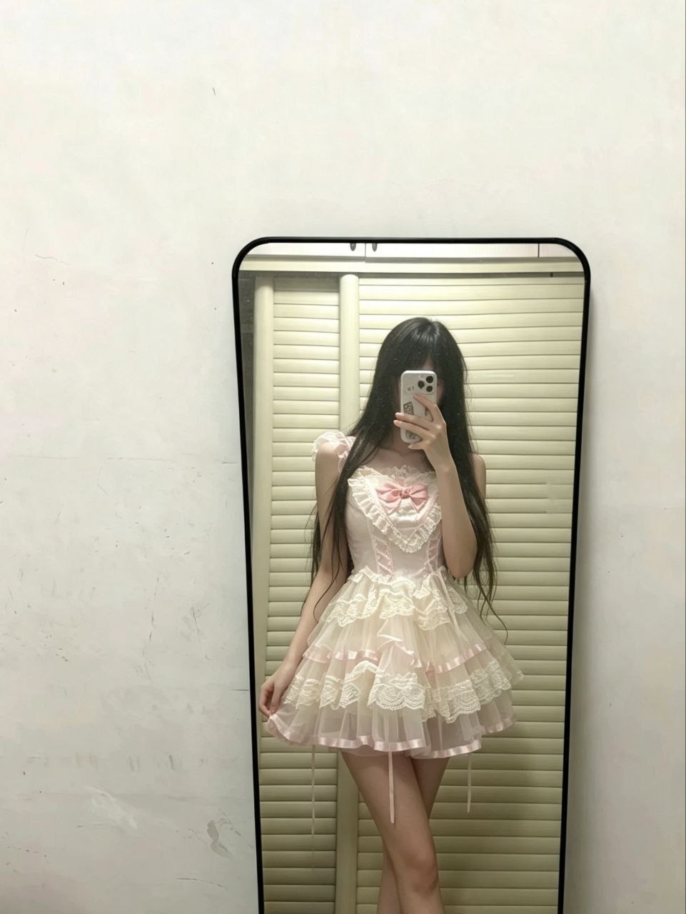 推特极品网红萝莉被誉为反差女神身材超性感私下里被金主调教抽插