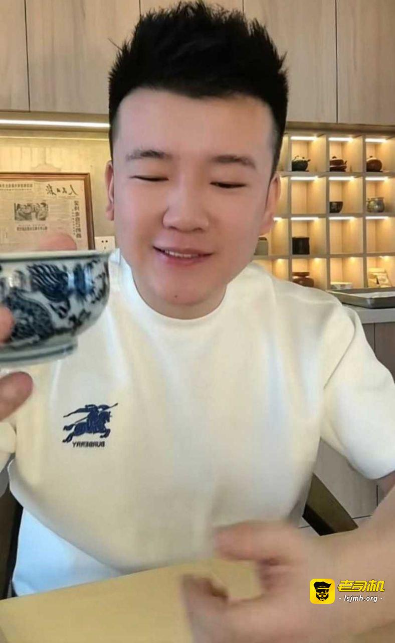 抖音千万级网红 木森 被女友红豆直播曝光 出轨女徒弟小媛 渣男专约年轻妹子 人设塌房掉粉无数！ - 图片