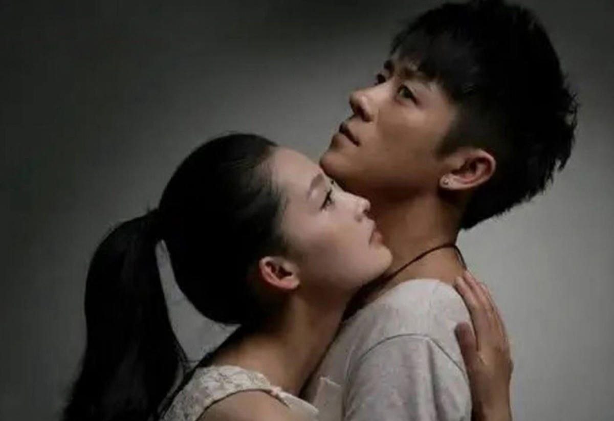 知名演员 李沁 被爆私生活混乱！陪睡导演与杨洋邓伦雷军等人有染 多次堕胎每睡一次10万补偿 震撼全网！ - 图片