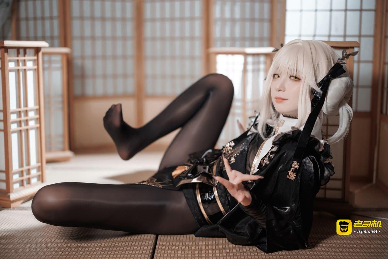 封疆疆v - NIKKE 白兔布兰儿 和服 - 图片