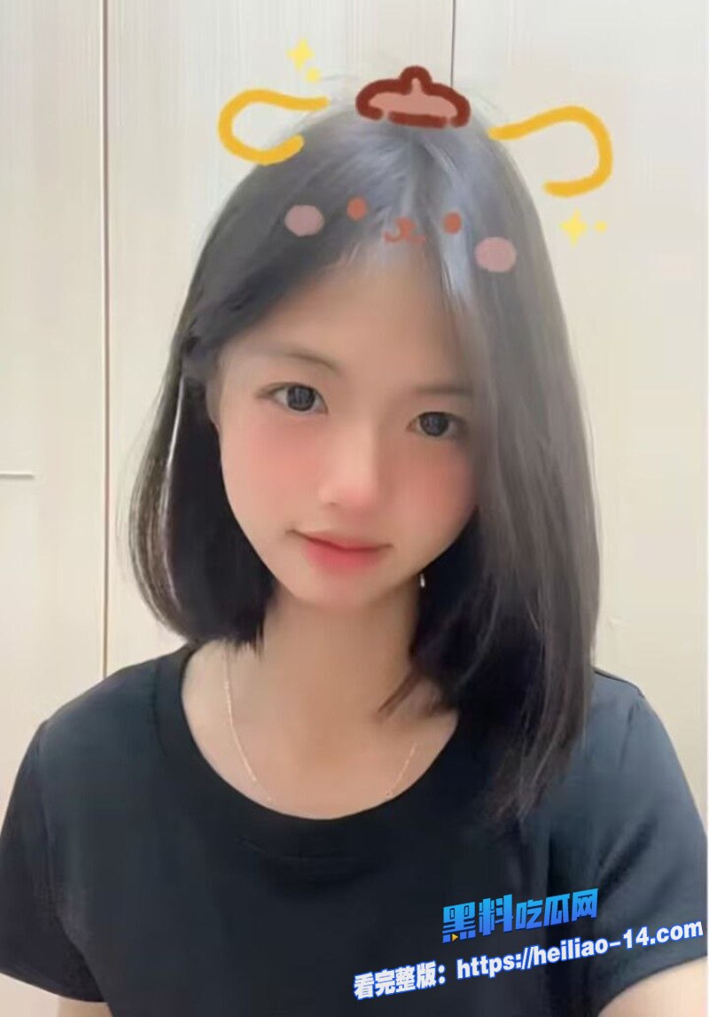 抖音热瓜炸了！副班长吴柳静，平时清纯乖巧的高颜值学生妹，私下竟拍下超大尺度自慰视频！ - 图片
