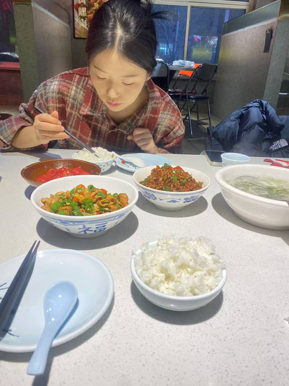 原档无水印极品反差少女露脸私拍福利无套抽插指尖调教主动上位骑乘特写视角同框完美露脸 - 图片