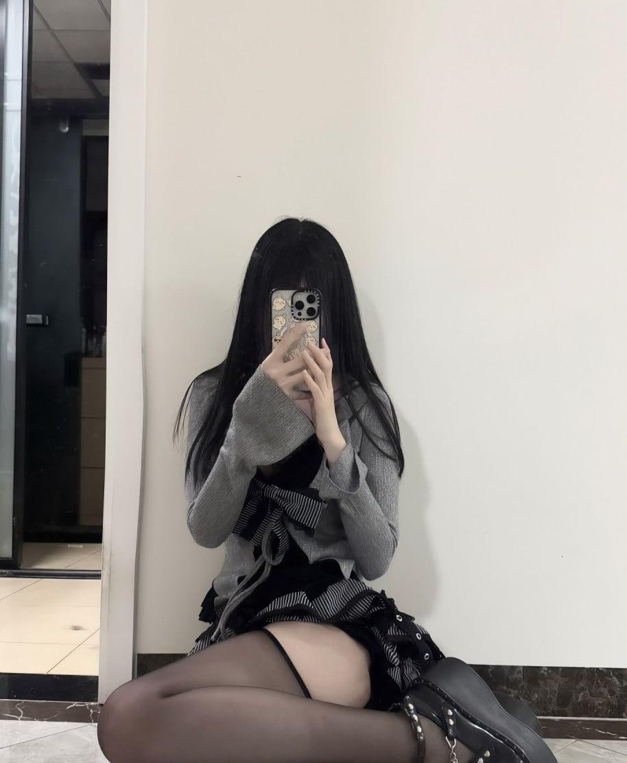 抖音悠哉大王 身材非常可爱的博主 付费门槛内容也是非常的反差 - 图片