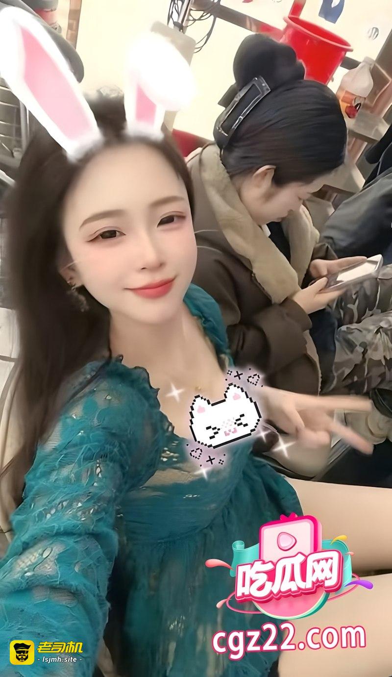抖音网红 emo婷婷 被前男友偷拍视频发到网上 小三经历也被曝光 - 图片