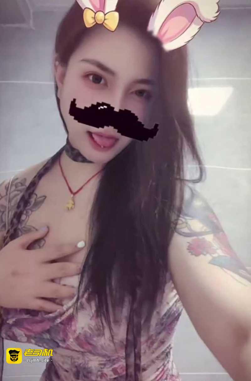 抖音网红蓉饱饱私密生活照曝光 这是高冷人设崩塌了？ - 图片