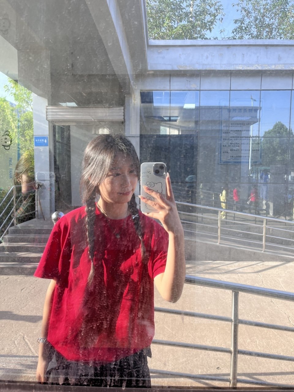 极品清纯眼镜学生妹苗条身材展现私下被精神小伙各种姿势抽插自拍欲望超强特别反差 - 图片