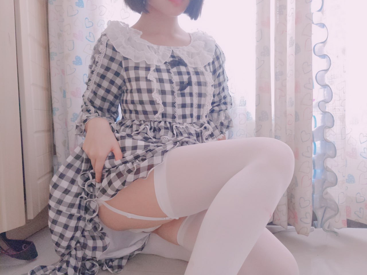 短发萝莉-黑川鹤子—白丝lo裙