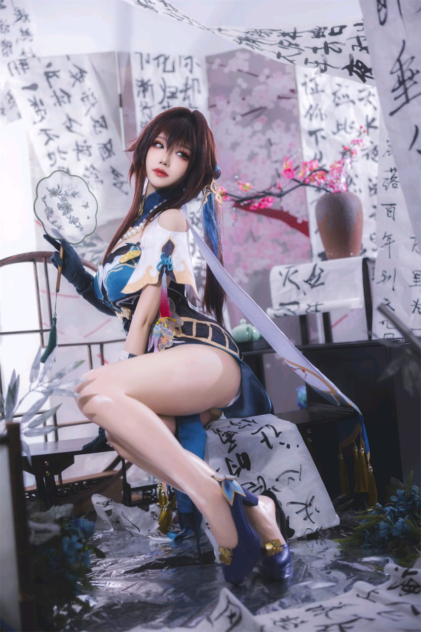 #雪晴Astra #足控 #玉足 阮梅 - 图片