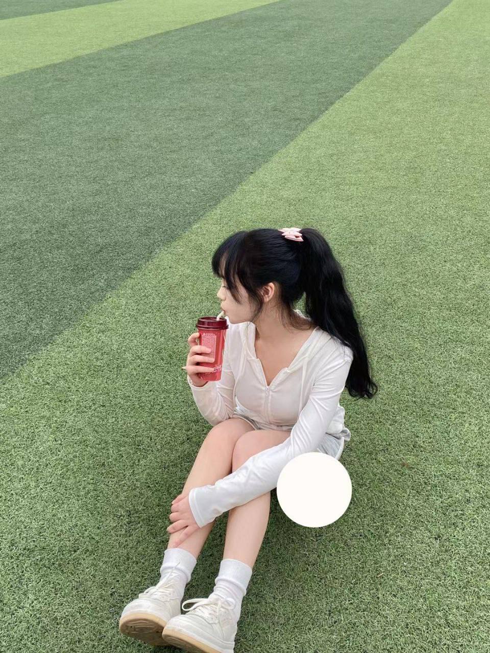 极品颜值女大学生 清纯的气质让人看着直入迷 多少人心中的白月光！完美变反差小母狗 - 图片