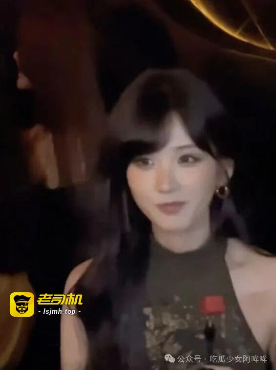 纯欲风天花板井川里予酒吧饮酒冲上热搜；网友称酒吧自由，没必要攻击！ - 图片