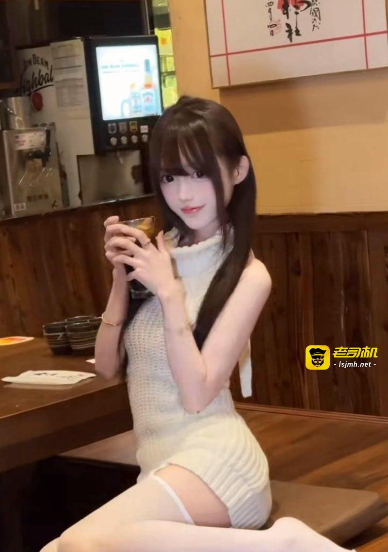 抖音118W粉丝网红kk饿了知三当三 被金主女友实锤香港游五天睡七次 - 图片
