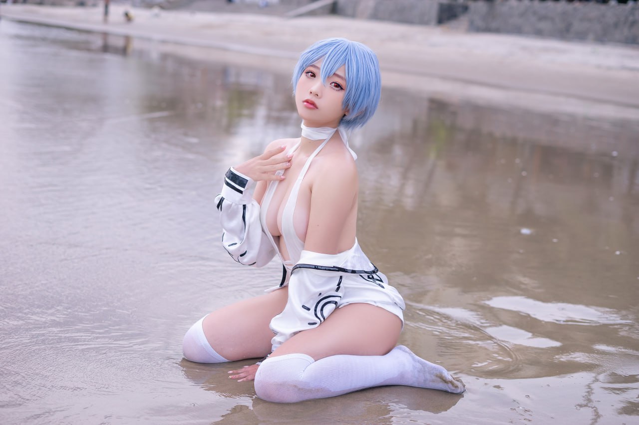 #MessieHuang #泳衣 #死库水 #白丝 Rei - 图片