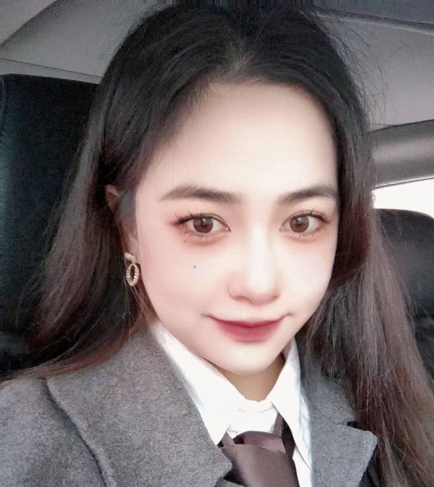 #重庆财大 #夏兹热丽 高颜值新疆大学妹后入吃鸡不雅视频曝光 - 图片