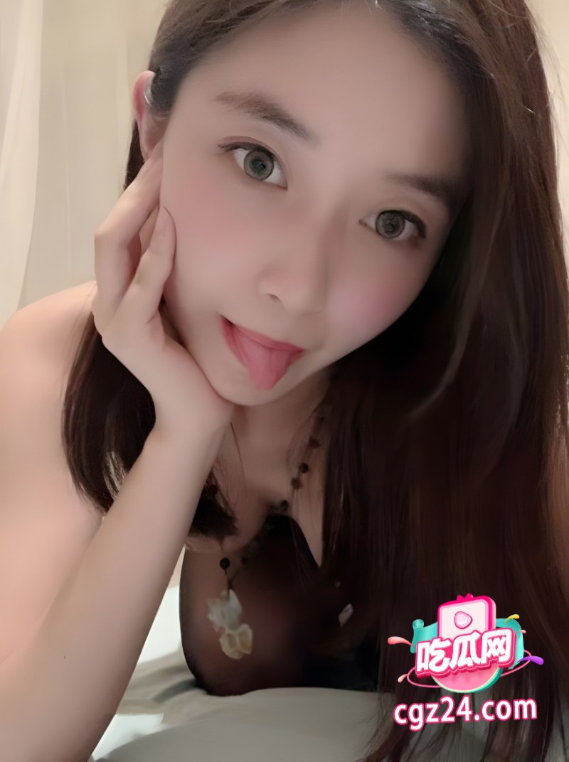 小红书女网红 胡辣汁 私下竟是反差骚婊子 线上发骚照线下任人操 - 图片