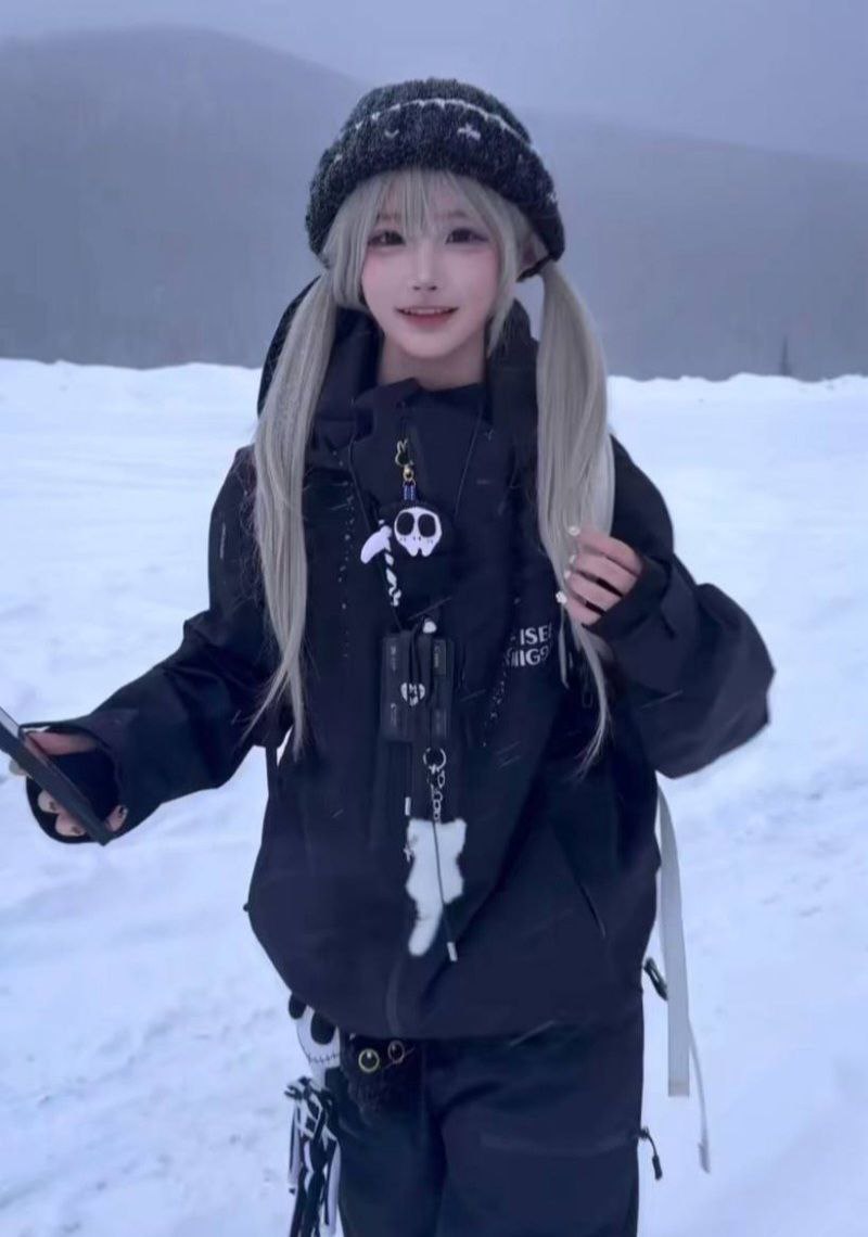 知名福利姬 小屁大王 男友真实身份被曝光 国家队滑雪运动员 苏福 佛光道替身空翻视频被扒个底朝天！ - 图片