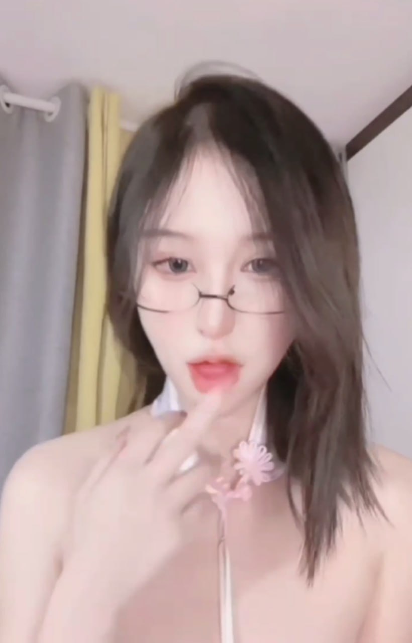 羽柔子露脸自慰 极致反差