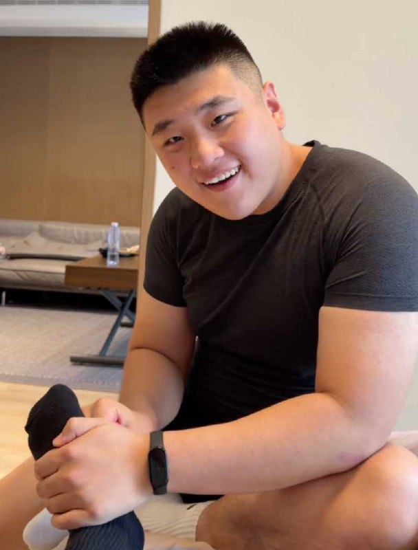 抖音80万粉丝舒克男同被泄露？ 熊王本尊曝光彻底翻车 主播玩得太开彻底社死！ - 图片