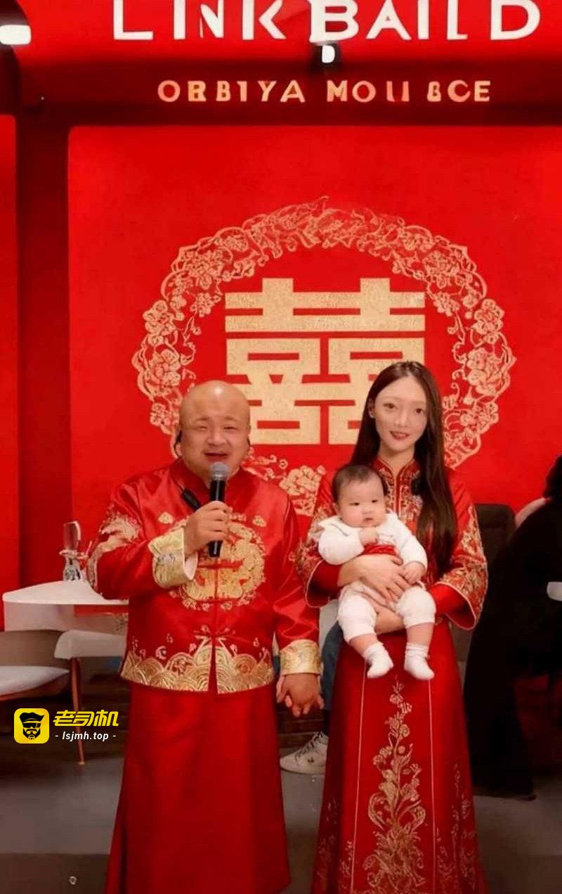 快手千万粉网红 老狗 被前妻白羽直播曝光 婚内出轨女徒孙佳昕 夜猫KTV举报聚众淫乱录音曝光！ - 图片
