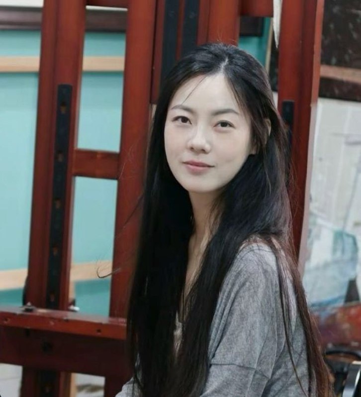 抖音带货主播小海牙直播公然露奶 惊喜一幕让众多男粉直呼过瘾 严重怀疑是想借此涨热度