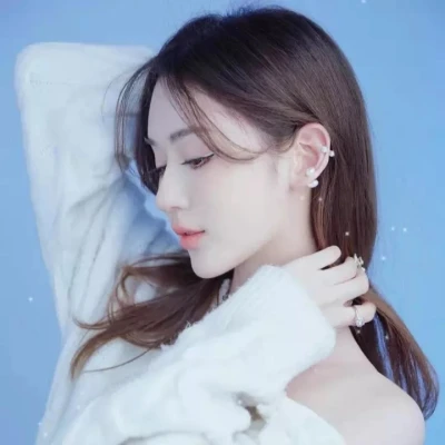 花嫁婚纱真的美哭了！ 口交中出，看着精液从纯洁女神小嫩逼流出