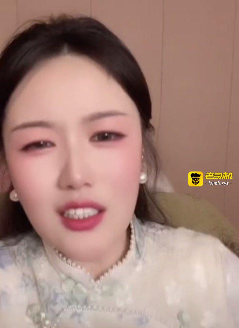 抖音直播擦边新赛道 东莞妹玩握力棒娇喘福利大放送 刷礼物就浪叫高潮 健身变ASMR撩人秀 - 图片
