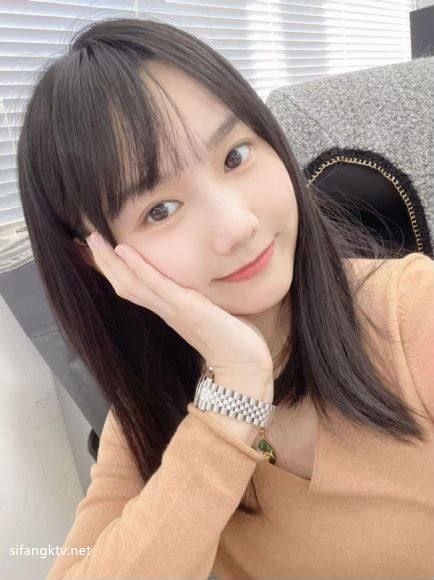 地标 华东地区上海市浦东新区 一名超级可爱清纯的大学生