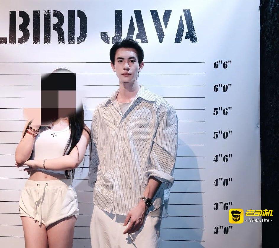 200万粉丝网红瑶兔叽 被曝患有性瘾 有多名男炮友女炮友 出轨录音实锤 - 图片