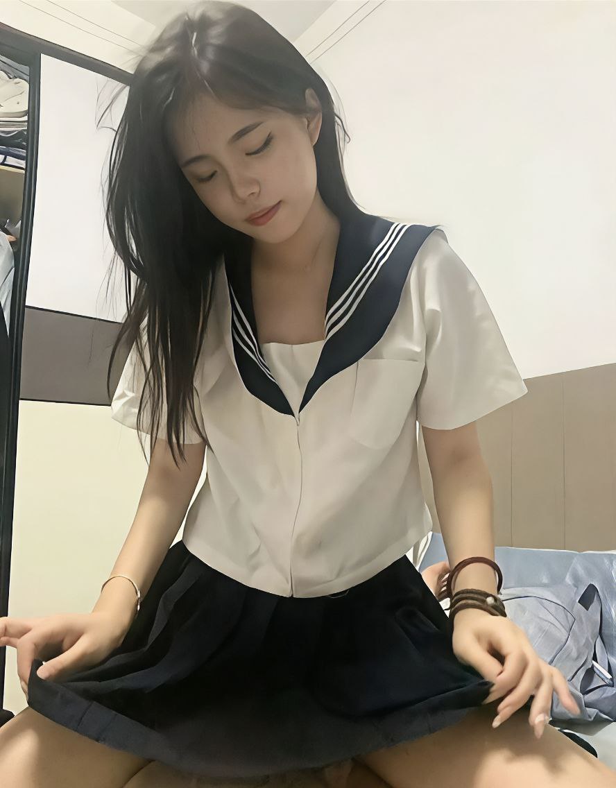 极品颜值情侣私拍泄密流出 可御可甜清纯校花美女被男友调教成母狗，白白嫩嫩身材又纯又欲 欲罢不能#高颜值 #情侣流出 #清纯校花 - 图片