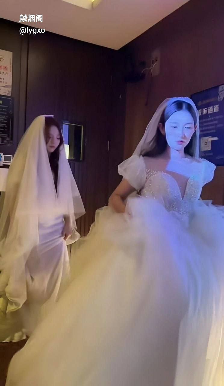 抖音反差婊新娘足疗技师211号莉莉安被大神爆出视频😑 - 图片