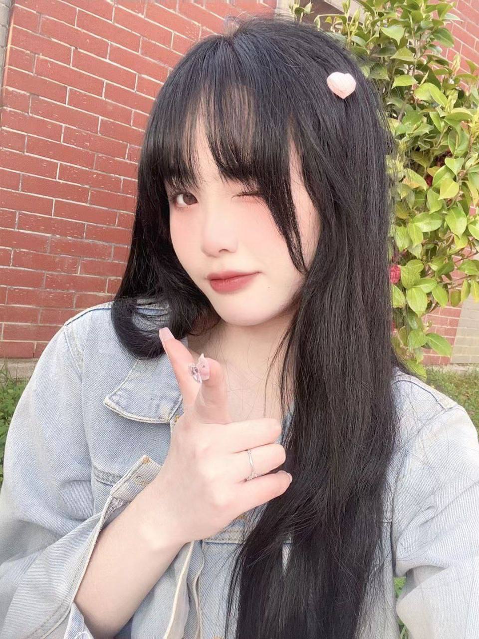 极品颜值女大学生 清纯的气质让人看着直入迷 多少人心中的白月光！完美变反差小母狗 - 图片