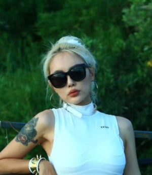 抖音26万粉网红梦楠一对一裸聊私拍 前龙珠平台人气女主播 各种发骚上演极致诱惑 - 图片