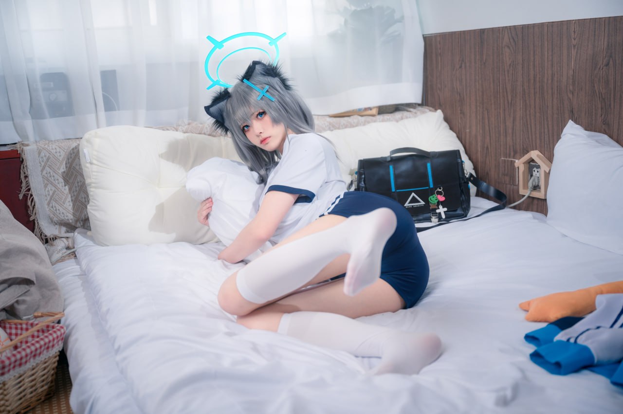#九柒喵 #白袜 #甜妹 体操服白子 - 图片