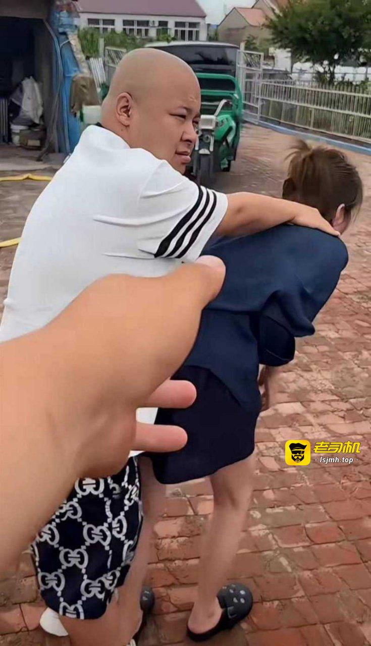 快手千万粉网红 老狗 被前妻白羽直播曝光 婚内出轨女徒孙佳昕 夜猫KTV举报聚众淫乱录音曝光！ - 图片