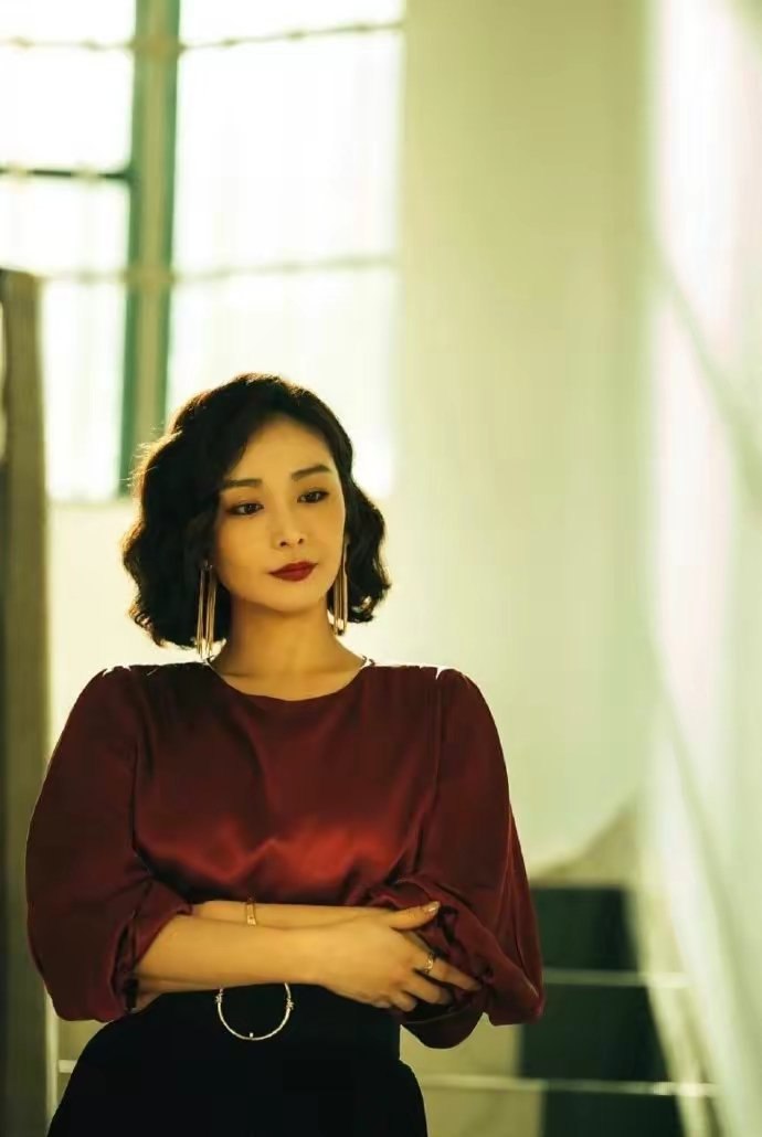 吃瓜 狂飙 高叶 #大嫂 狂飙大嫂主演这高叶性感内衣诱惑 - 图片