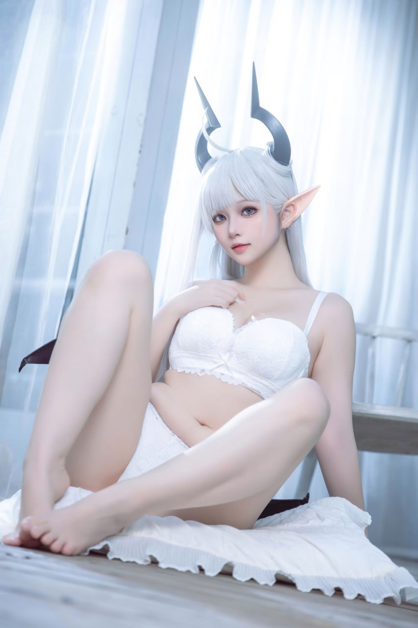 #屿鱼  #白发 阿尔蒂玛 媞娅 - 图片