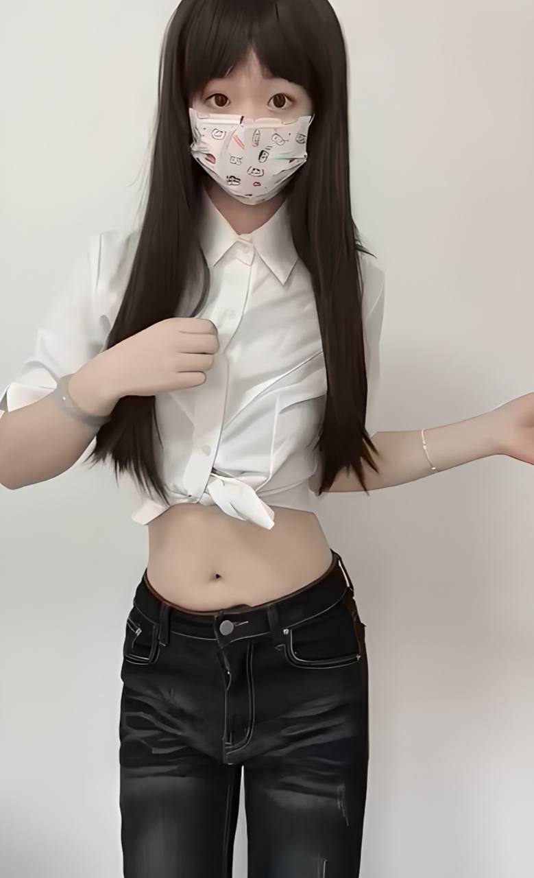 推特萌妹小喵朵朵定制裸舞野外露出，圣水摇一边尿一边扭腰，反差拉满简直太骚了！ - 图片