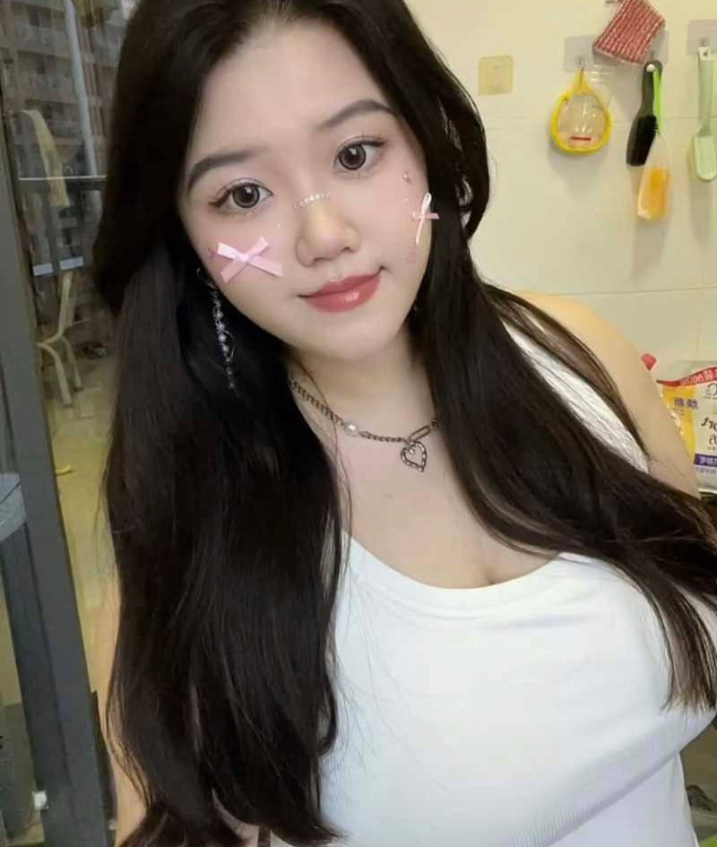 快手巨乳小胖妹 私拍视频流出 蜂腰巨乳坦克身材 全裸揉奶自慰 肥臀鲍鱼淫水狂流