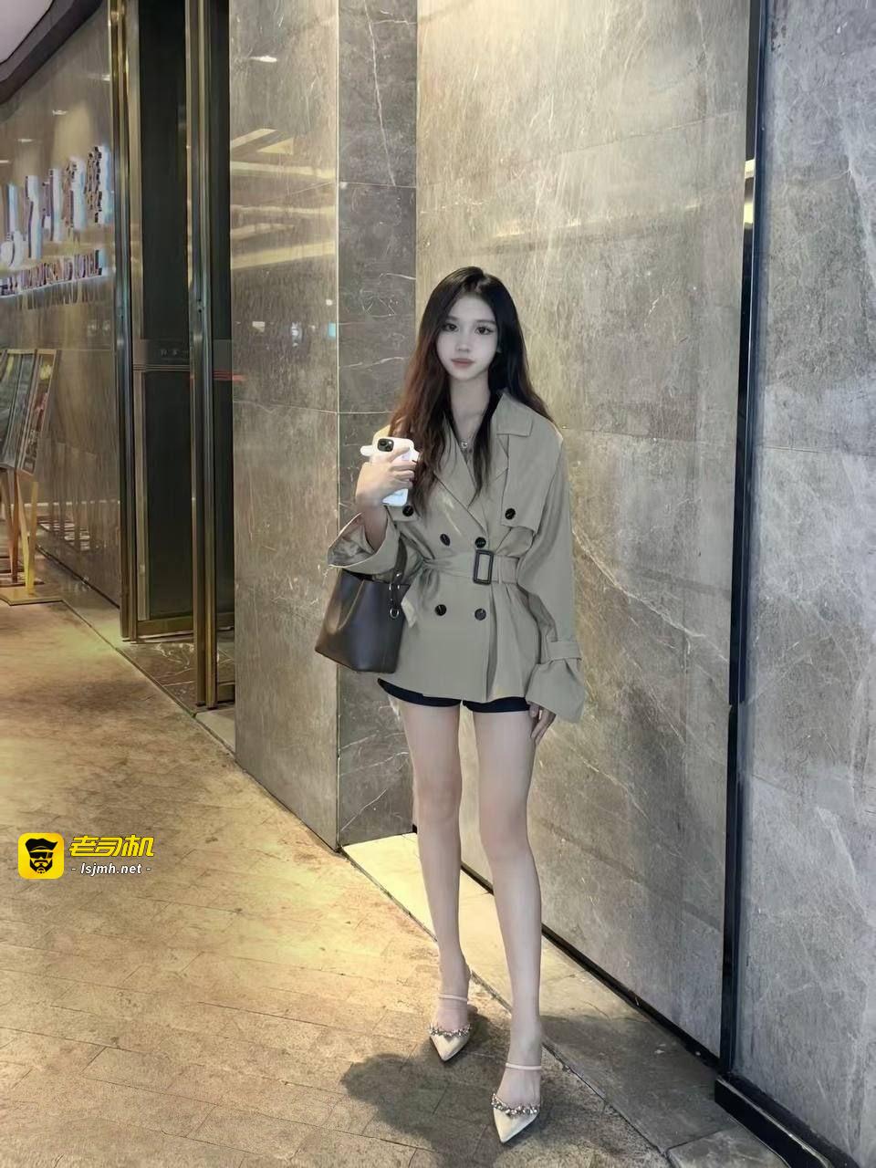高颜值女神#莎莎和男友啪啪吃鸡不雅视频曝光 - 图片