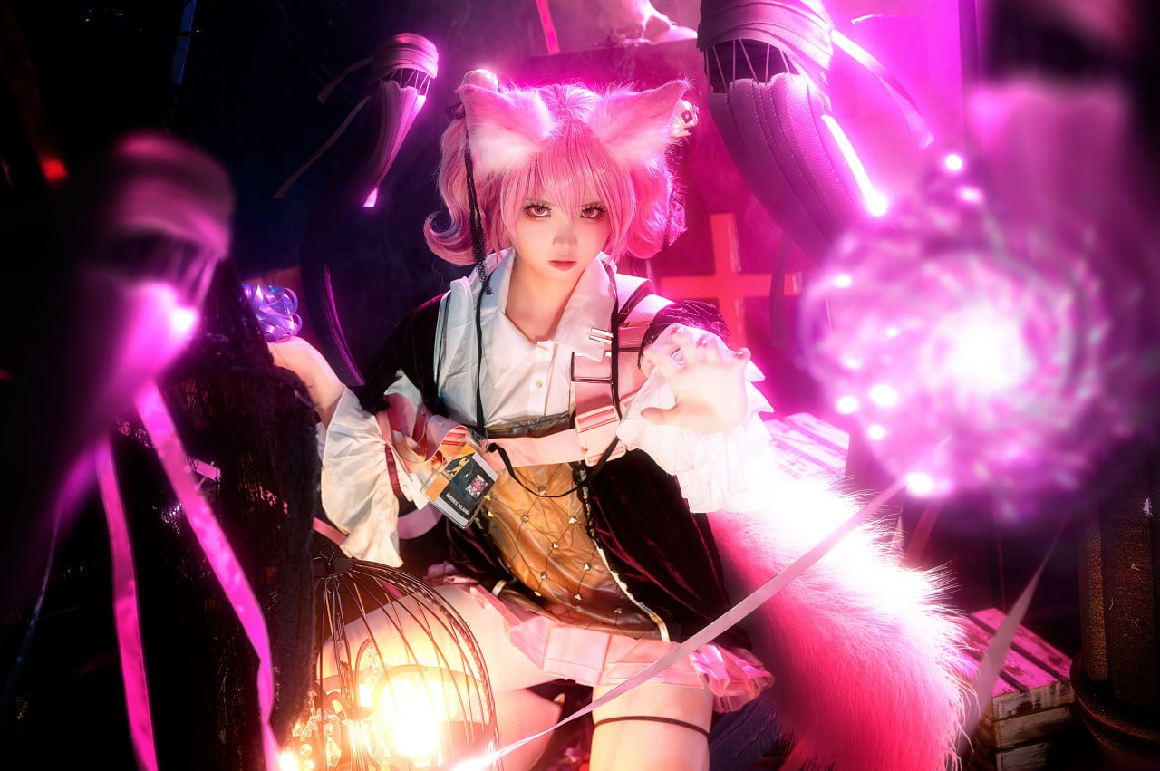 #伊喵君_Nya  #cosplay 明日方舟巫恋 - 图片