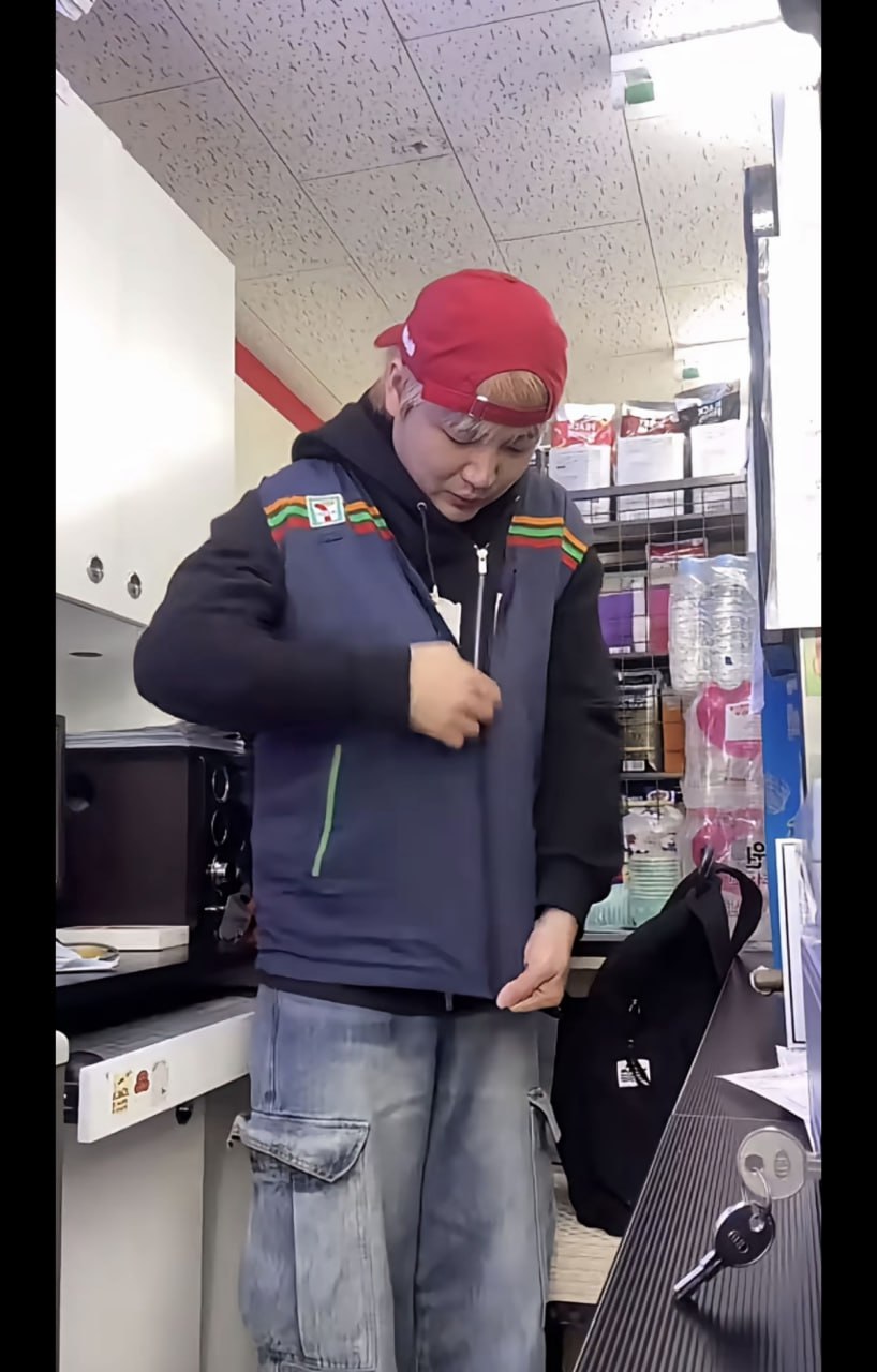 网红刚爆红就塌房！父亲涉嫌严重违纪违法，粉丝洗白引争议 - 图片